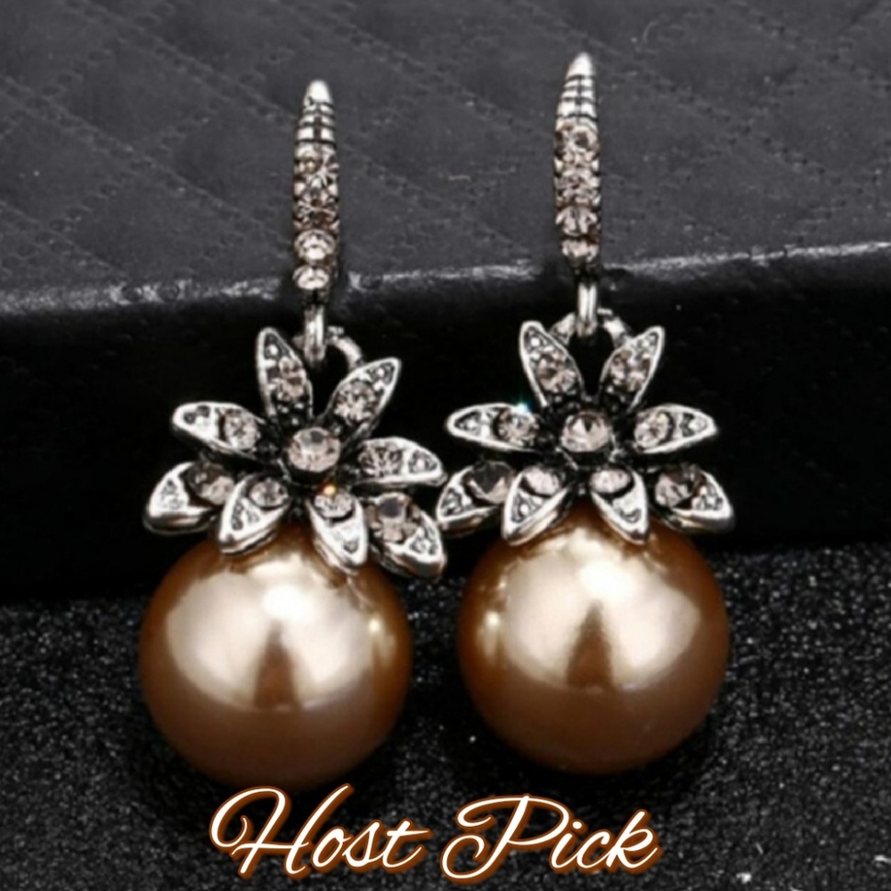 HP New SS Crystal Flower with Faux Pearl Earrings